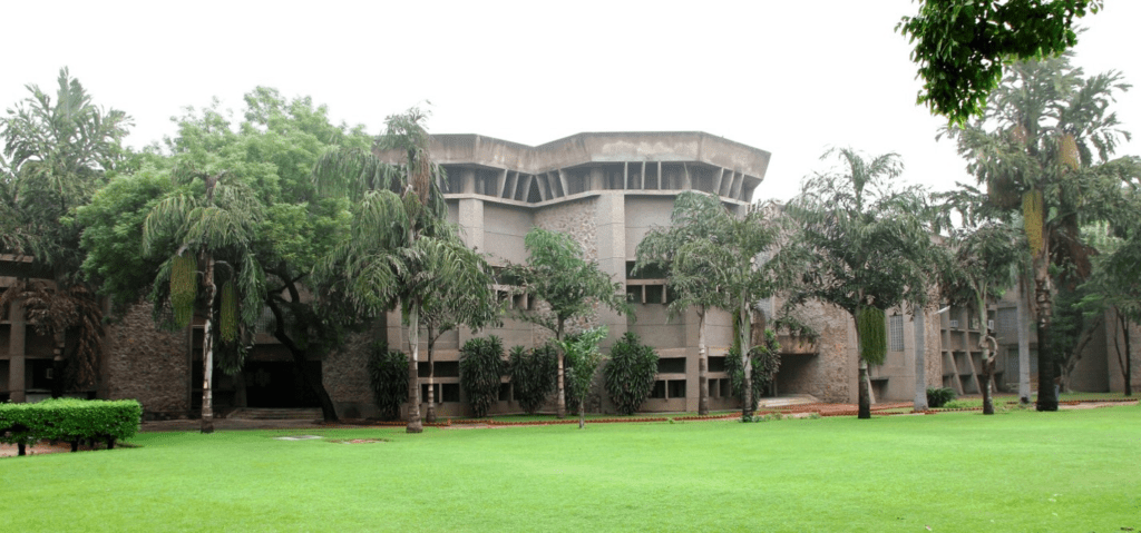 Department of Financial Studies (DFS DU)